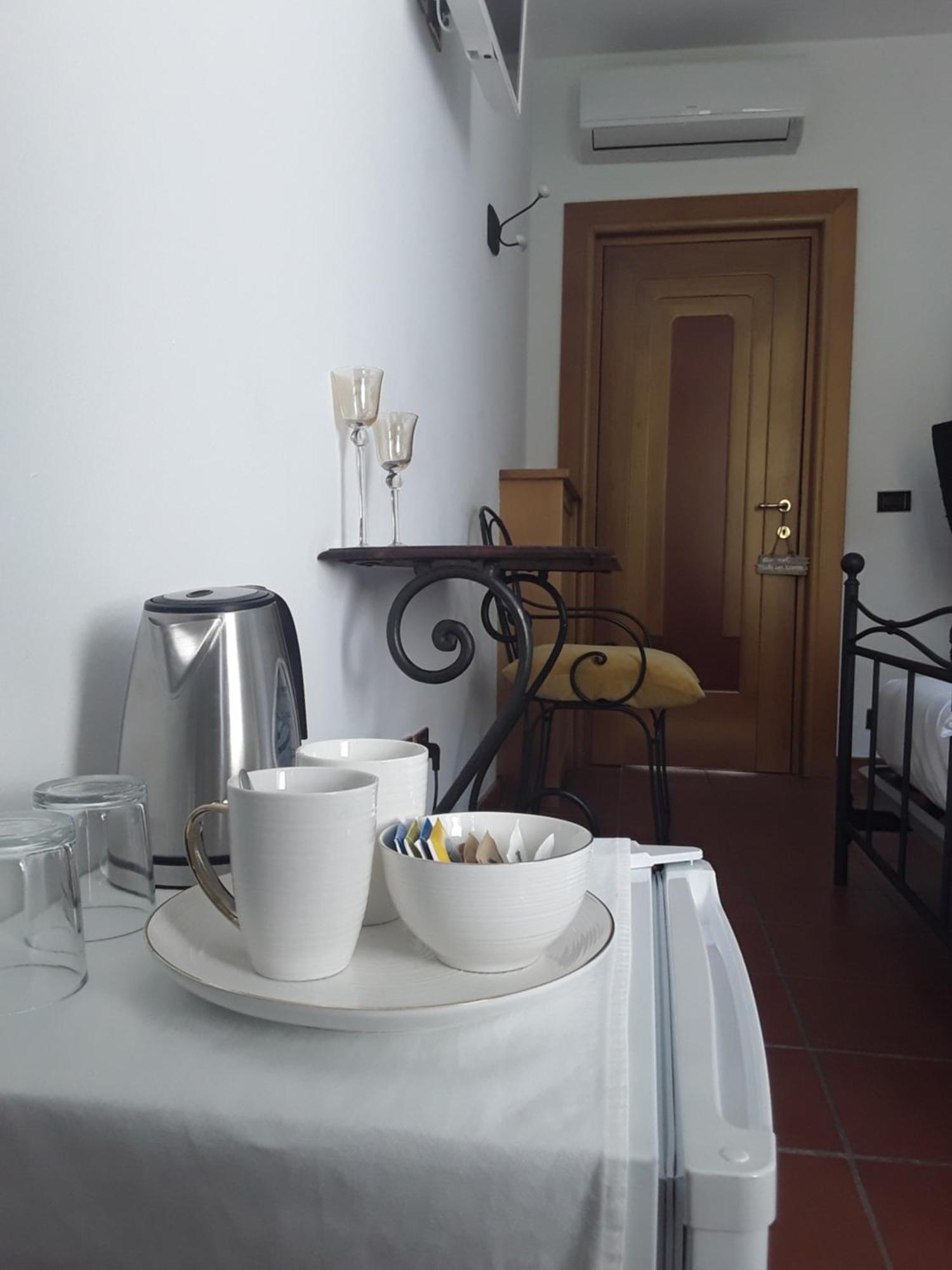 Villa degli Olivi Relais Torbole Sul Garda Esterno foto