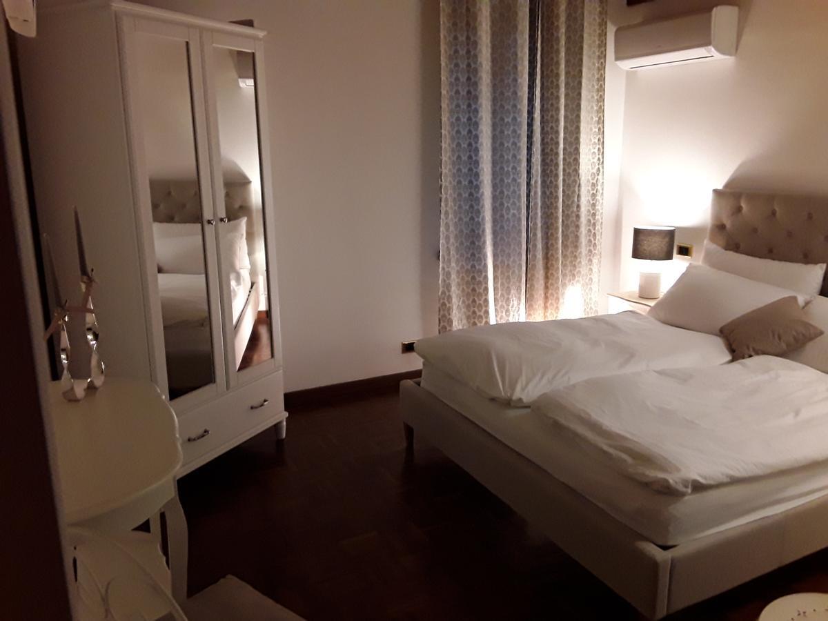 Villa degli Olivi Relais Torbole Sul Garda Esterno foto